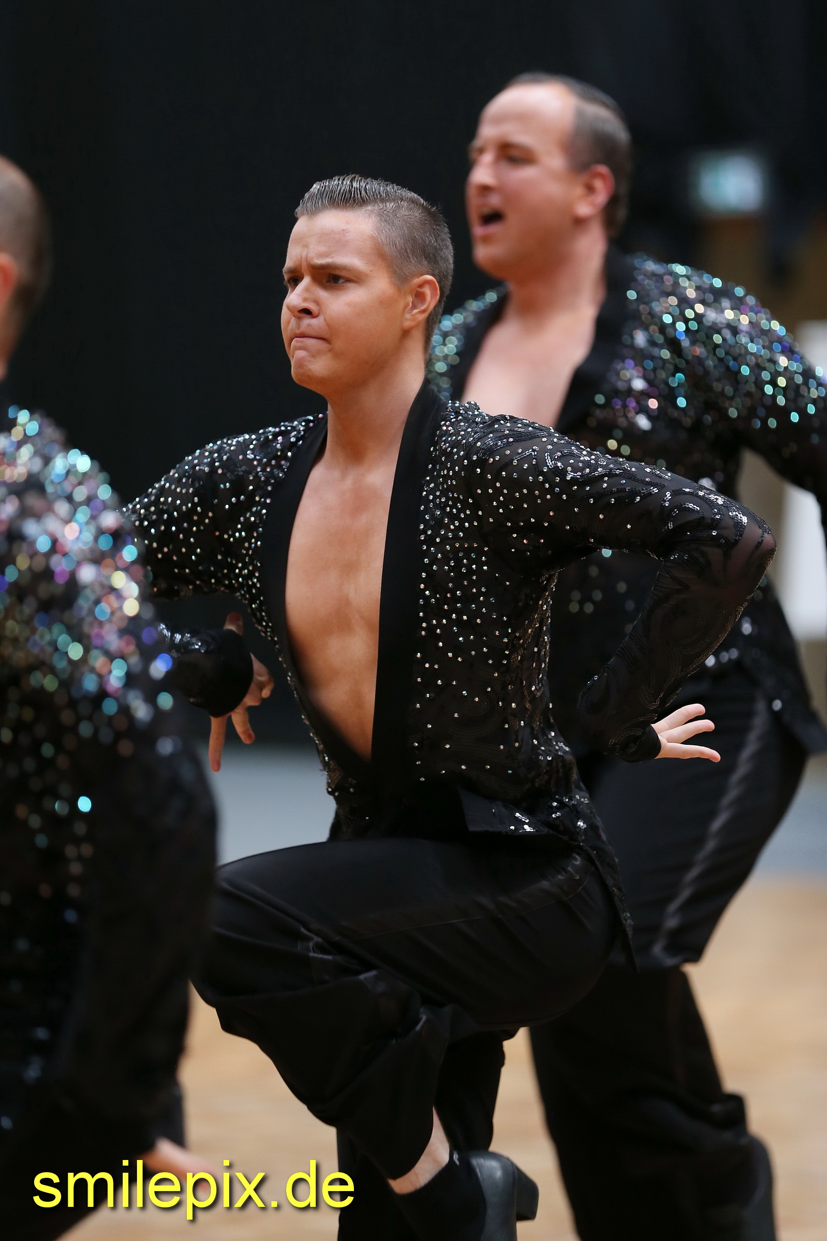 BJ5R7539